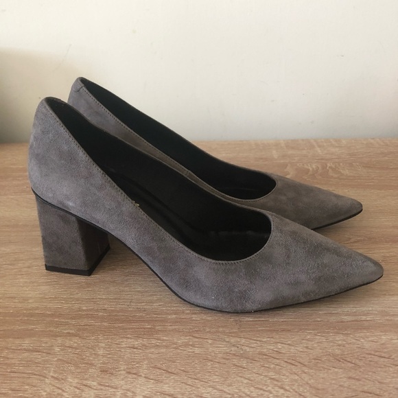 L'INTERVALLE—LARIBA GREY SUEDE - Picture 1 of 16